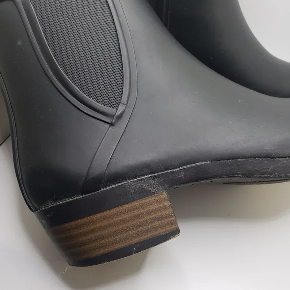 Lucky brand Chelsea Black heeled rain ankle booties size 8 - Picture 6 of 10